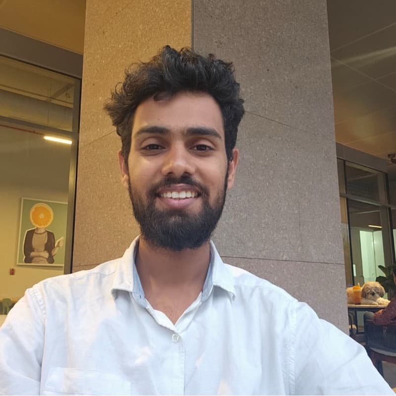 Roveo early adopter and travel enthusiast