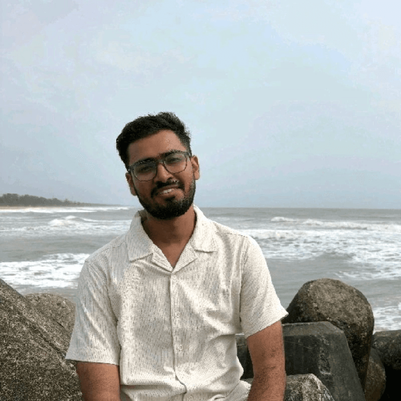 Roveo early adopter and travel enthusiast